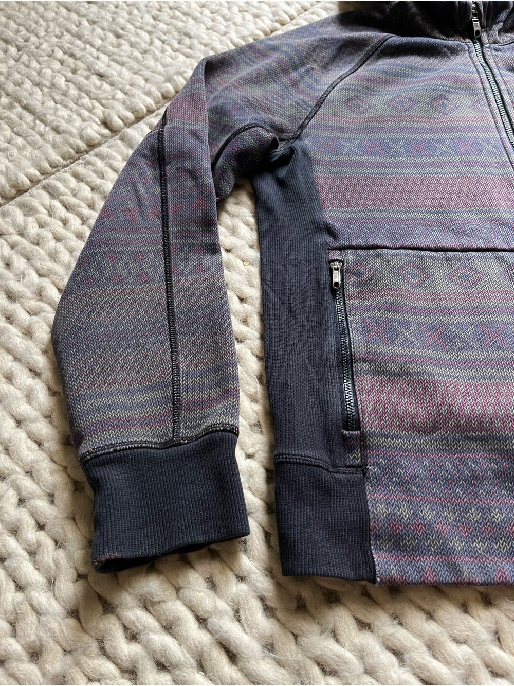 Lululemon Pattern Hoody | medium - Picture 4 of 14